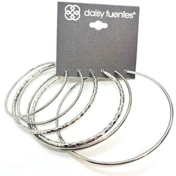 DAISY FUENTES NWT Silver Hoop Earrings Set Large Medium Small Textured Lot - Picture 1 of 4